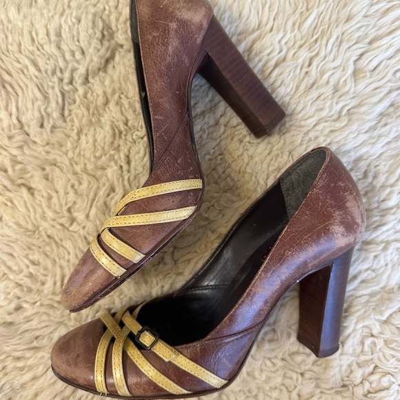 Vintage Aldo Leather Heels with Yellow Cross Straps - Picture 3 of 6